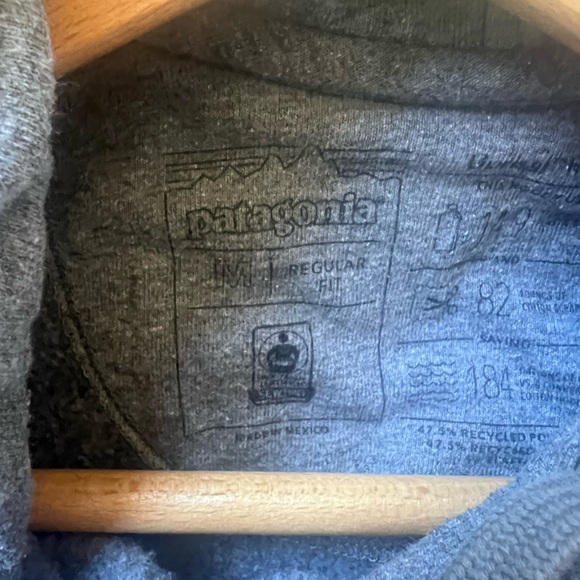 Unisex Patagonia Hoodie - Picture 6 of 6